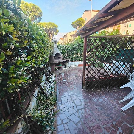 L'Appoggio Perfetto Viareggio Exterior foto