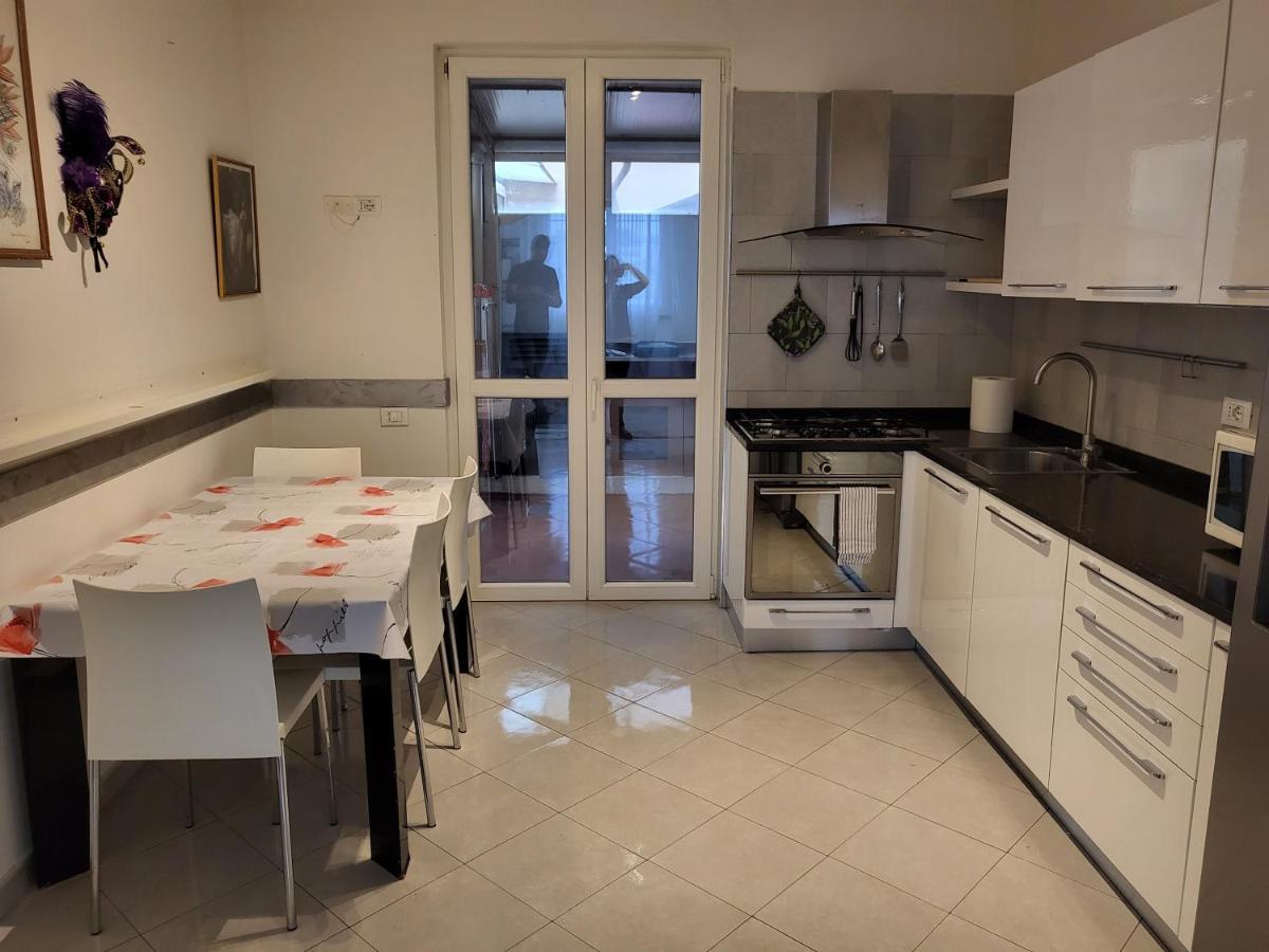 L'Appoggio Perfetto Viareggio Exterior foto